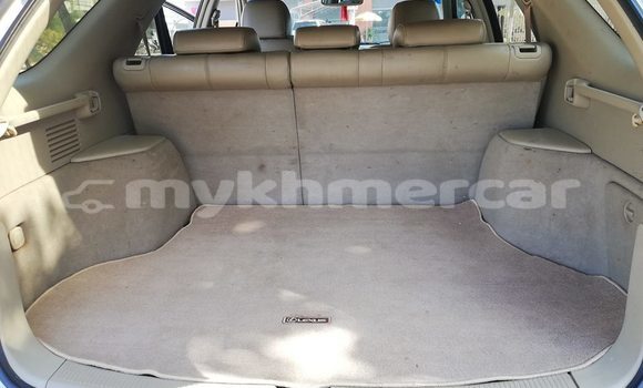 Acheter Occasion Voiture Lexus RX 300 Blanc à Phnom Penh, Phnom Penh Acheter Occasion Voiture Lexus RX 300 Blanc à Phnom Penh, Phnom Penh