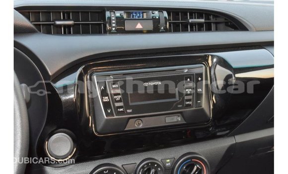 Acheter Import Voiture Toyota Hilux Autre à Import - Dubai, Kampot Province Acheter Import Voiture Toyota Hilux Autre à Import - Dubai, Kampot Province