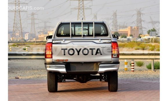 Acheter Import Voiture Toyota Hilux Autre à Import - Dubai, Kampot Province Acheter Import Voiture Toyota Hilux Autre à Import - Dubai, Kampot Province