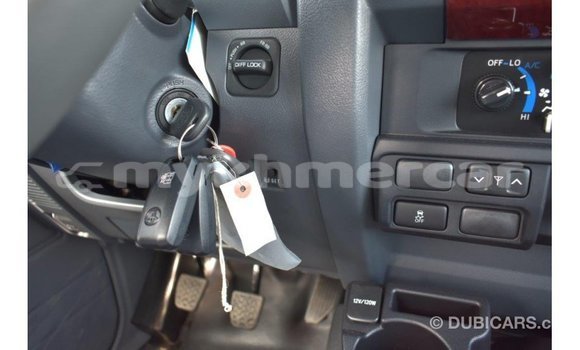 Acheter Import Voiture Toyota Land Cruiser Autre à Import - Dubai, Kampot Province Acheter Import Voiture Toyota Land Cruiser Autre à Import - Dubai, Kampot Province