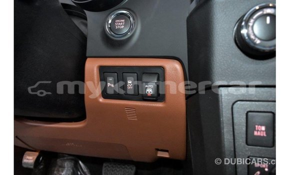 Acheter Import Voiture Toyota Sequoia Blanc à Import - Dubai, Kampot Province Acheter Import Voiture Toyota Sequoia Blanc à Import - Dubai, Kampot Province