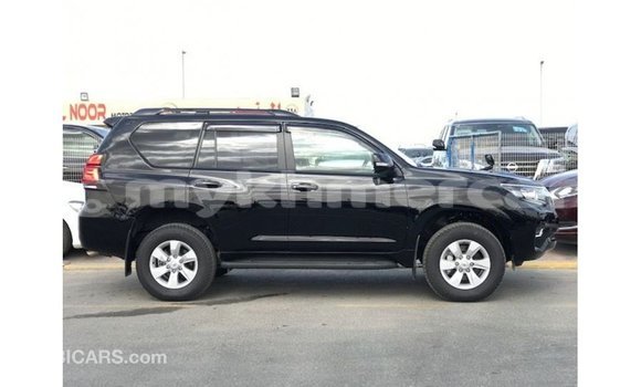 Acheter Import Voiture Toyota Prado Noir à Import - Dubai, Kampot Province Acheter Import Voiture Toyota Prado Noir à Import - Dubai, Kampot Province