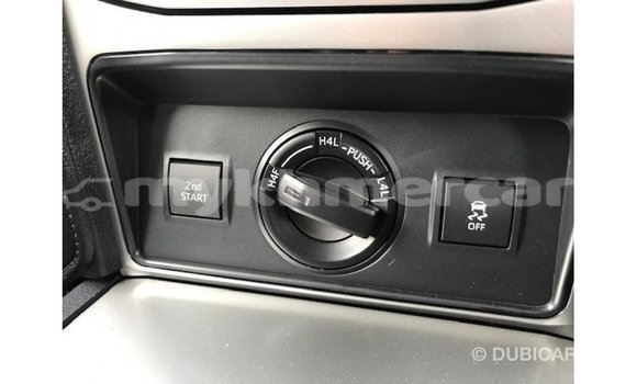 Acheter Import Voiture Toyota Prado Noir à Import - Dubai, Kampot Province Acheter Import Voiture Toyota Prado Noir à Import - Dubai, Kampot Province