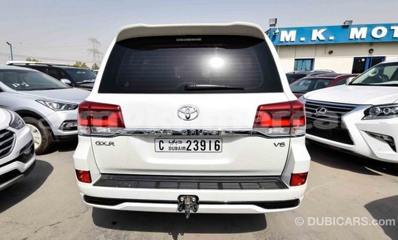 Buy Import Toyota Land Cruiser White Car in Import - Dubai in Kampot Province Buy Import Toyota Land Cruiser White Car in Import - Dubai in Kampot Province