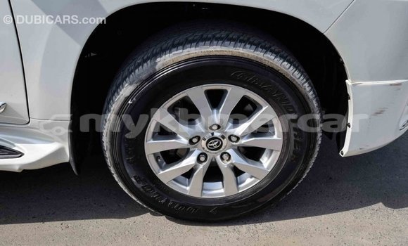 Buy Import Toyota Land Cruiser White Car in Import - Dubai in Kampot Province Buy Import Toyota Land Cruiser White Car in Import - Dubai in Kampot Province