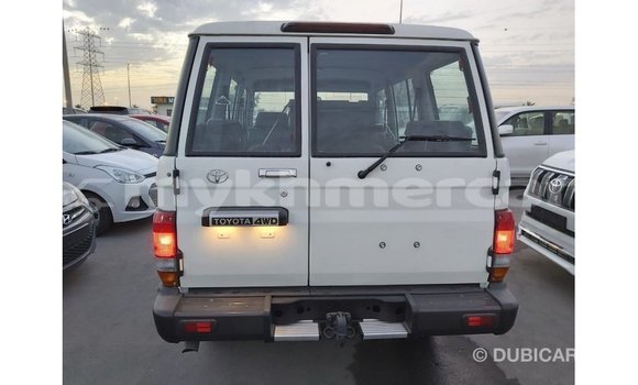 Buy Import Toyota Land Cruiser White Car in Import - Dubai in Kampot Province Buy Import Toyota Land Cruiser White Car in Import - Dubai in Kampot Province