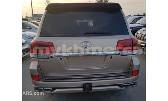 Buy Import Toyota Land Cruiser Other Car in Import - Dubai in Kampot Province Buy Import Toyota Land Cruiser Other Car in Import - Dubai in Kampot Province