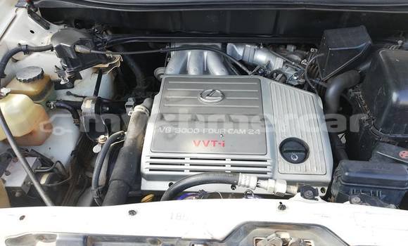 Acheter Occasion Voiture Lexus RX 300 Blanc à Phnom Penh, Phnom Penh Acheter Occasion Voiture Lexus RX 300 Blanc à Phnom Penh, Phnom Penh