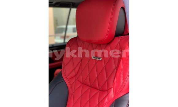 Acheter Import Voiture Lexus LX Noir à Import - Dubai, Kampot Province Acheter Import Voiture Lexus LX Noir à Import - Dubai, Kampot Province