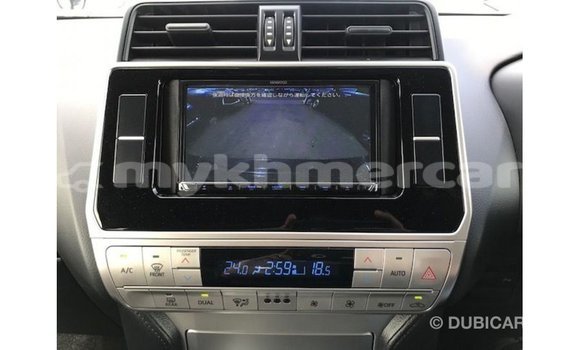 Acheter Import Voiture Toyota Prado Noir à Import - Dubai, Kampot Province Acheter Import Voiture Toyota Prado Noir à Import - Dubai, Kampot Province