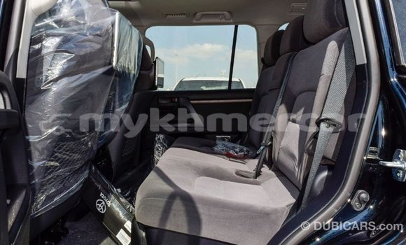 Acheter Import Voiture Toyota Land Cruiser Noir à Import - Dubai, Kampot Province Acheter Import Voiture Toyota Land Cruiser Noir à Import - Dubai, Kampot Province