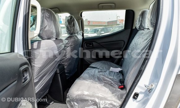 Buy Import Mitsubishi L200 White Car in Import - Dubai in Kampot Province Buy Import Mitsubishi L200 White Car in Import - Dubai in Kampot Province
