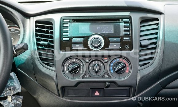 Buy Import Mitsubishi L200 White Car in Import - Dubai in Kampot Province Buy Import Mitsubishi L200 White Car in Import - Dubai in Kampot Province