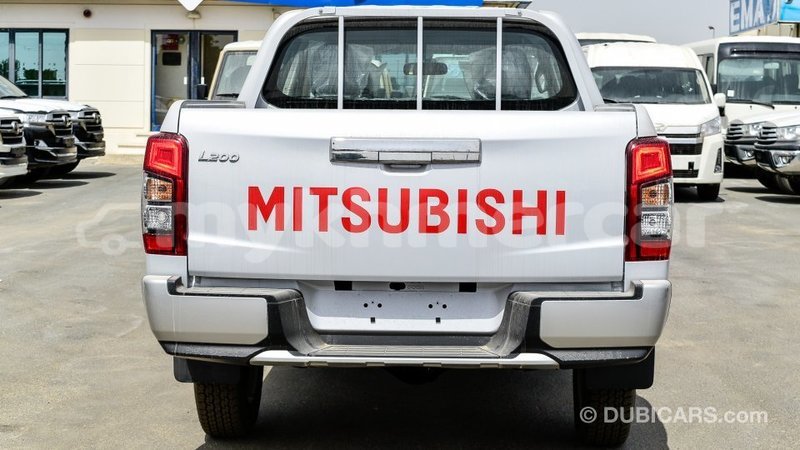 Big with watermark mitsubishi l200 kampot province import dubai 3786