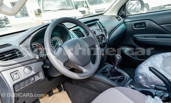 Buy Import Mitsubishi L200 Other Car in Import - Dubai in Kampot Province Buy Import Mitsubishi L200 Other Car in Import - Dubai in Kampot Province
