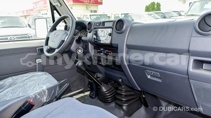 Big with watermark toyota land cruiser kampot province import dubai 3793