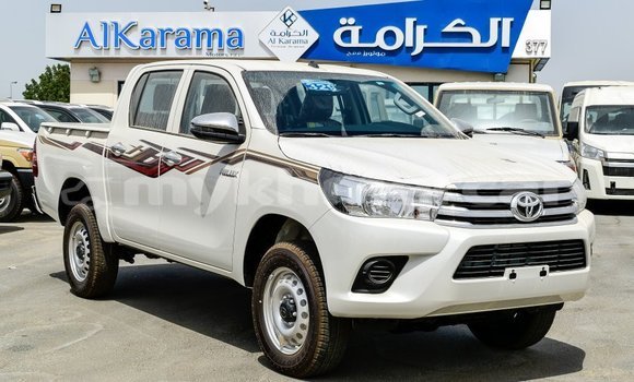 Buy Import Toyota Hilux White Car in Import - Dubai in Kampot Province Buy Import Toyota Hilux White Car in Import - Dubai in Kampot Province