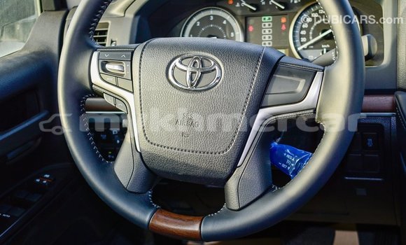 Buy Import Toyota Land Cruiser White Car in Import - Dubai in Kampot Province Buy Import Toyota Land Cruiser White Car in Import - Dubai in Kampot Province