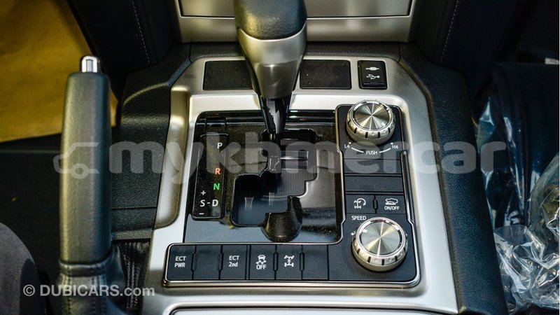 Big with watermark toyota land cruiser kampot province import dubai 3796