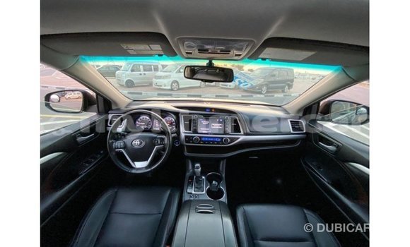 Acheter Import Voiture Toyota Highlander Noir à Import - Dubai, Kampot Province Acheter Import Voiture Toyota Highlander Noir à Import - Dubai, Kampot Province