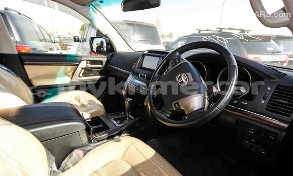 Buy Import Toyota Land Cruiser Black Car in Import - Dubai in Kampot Province Buy Import Toyota Land Cruiser Black Car in Import - Dubai in Kampot Province