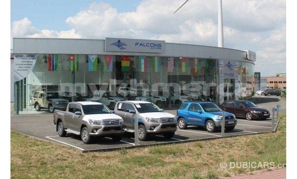 Acheter Import Voiture Toyota Prado Noir à Import - Dubai, Kampot Province Acheter Import Voiture Toyota Prado Noir à Import - Dubai, Kampot Province