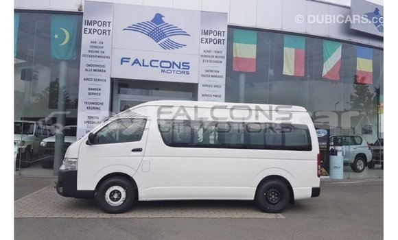 Buy Import Toyota Hiace White Car in Import - Dubai in Kampot Province Buy Import Toyota Hiace White Car in Import - Dubai in Kampot Province