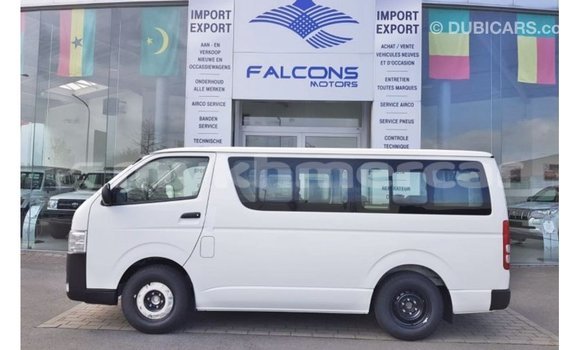 Buy Import Toyota Hiace White Car in Import - Dubai in Kampot Province Buy Import Toyota Hiace White Car in Import - Dubai in Kampot Province
