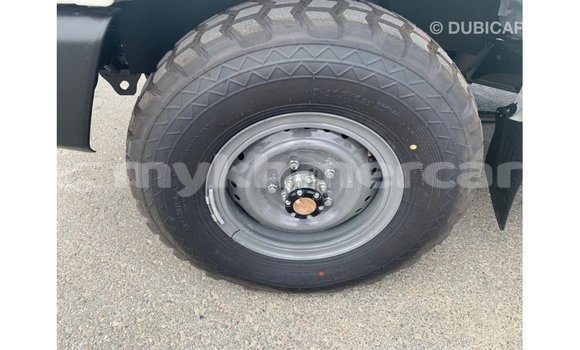 Buy Import Toyota Land Cruiser White Car in Import - Dubai in Kampot Province Buy Import Toyota Land Cruiser White Car in Import - Dubai in Kampot Province