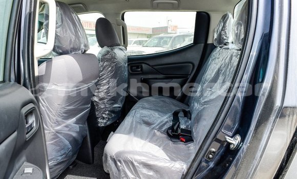 Acheter Import Voiture Mitsubishi L200 Noir à Import - Dubai, Kampot Province Acheter Import Voiture Mitsubishi L200 Noir à Import - Dubai, Kampot Province