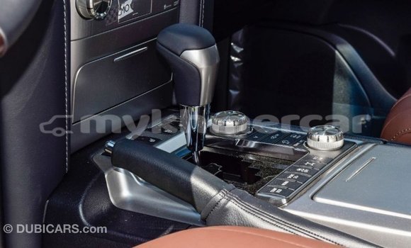 Acheter Import Voiture Toyota Land Cruiser Noir à Import - Dubai, Kampot Province Acheter Import Voiture Toyota Land Cruiser Noir à Import - Dubai, Kampot Province