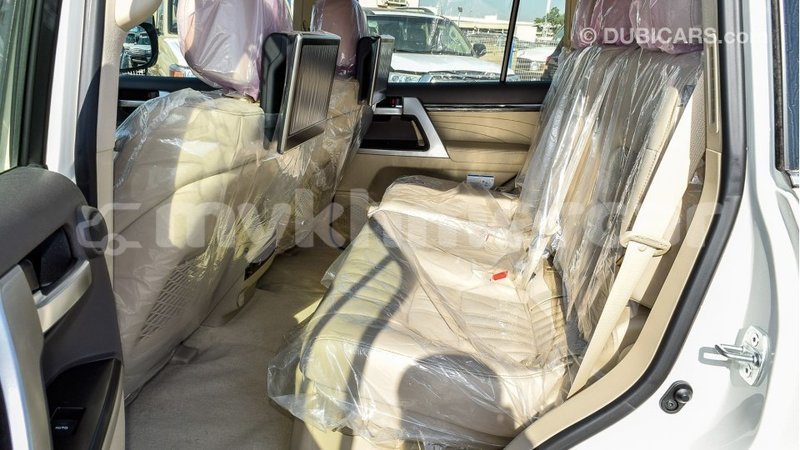 Big with watermark toyota land cruiser kampot province import dubai 3826