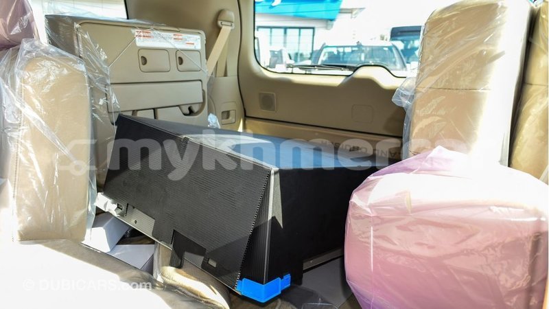 Big with watermark toyota land cruiser kampot province import dubai 3826