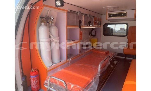 Acheter Import Voiture Hyundai Accent Blanc à Import - Dubai, Kampot Province Acheter Import Voiture Hyundai Accent Blanc à Import - Dubai, Kampot Province