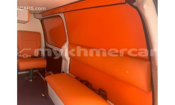 Acheter Import Voiture Hyundai Accent Blanc à Import - Dubai, Kampot Province Acheter Import Voiture Hyundai Accent Blanc à Import - Dubai, Kampot Province