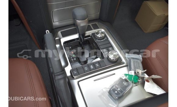 Acheter Import Voiture Toyota Land Cruiser Noir à Import - Dubai, Kampot Province Acheter Import Voiture Toyota Land Cruiser Noir à Import - Dubai, Kampot Province