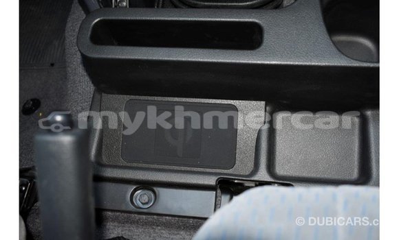 Acheter Import Voiture Toyota 2000GT Blanc à Import - Dubai, Kampot Province Acheter Import Voiture Toyota 2000GT Blanc à Import - Dubai, Kampot Province