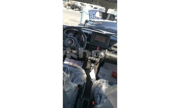 Acheter Import Voiture Suzuki Jimny Vert à Import - Dubai, Kampot Province Acheter Import Voiture Suzuki Jimny Vert à Import - Dubai, Kampot Province