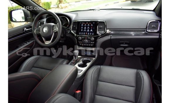Acheter Import Voiture Jeep Grand Cherokee Blanc à Import - Dubai, Kampot Province Acheter Import Voiture Jeep Grand Cherokee Blanc à Import - Dubai, Kampot Province