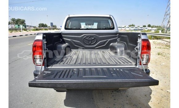 Acheter Import Voiture Toyota Hilux Autre à Import - Dubai, Kampot Province Acheter Import Voiture Toyota Hilux Autre à Import - Dubai, Kampot Province