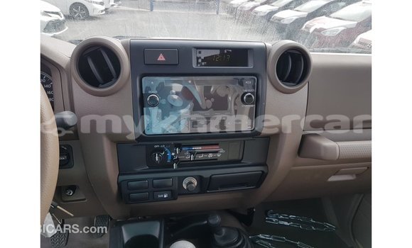 ទិញ នាំចូល Toyota Land Cruiser Beige ឡាន} ក្នុង Import - Dubai ក្នុង Kampot Province ទិញ នាំចូល Toyota Land Cruiser Beige ឡាន} ក្នុង Import - Dubai ក្នុង Kampot Province