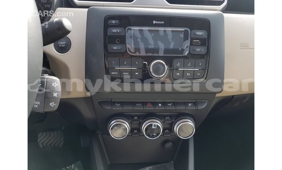 ទិញ នាំចូល Renault Duster Green ឡាន} ក្នុង Import - Dubai ក្នុង Kampot Province ទិញ នាំចូល Renault Duster Green ឡាន} ក្នុង Import - Dubai ក្នុង Kampot Province