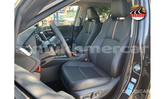 Acheter Import Utilitaire Toyota HiAce Autre à Import - Dubai, Kampot Province Acheter Import Utilitaire Toyota HiAce Autre à Import - Dubai, Kampot Province