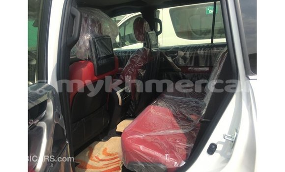 Buy Import Lexus GX White Car in Import - Dubai in Kampot Province Buy Import Lexus GX White Car in Import - Dubai in Kampot Province