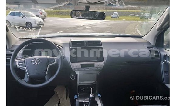 Acheter Import Voiture Toyota Prado Noir à Import - Dubai, Kampot Province Acheter Import Voiture Toyota Prado Noir à Import - Dubai, Kampot Province
