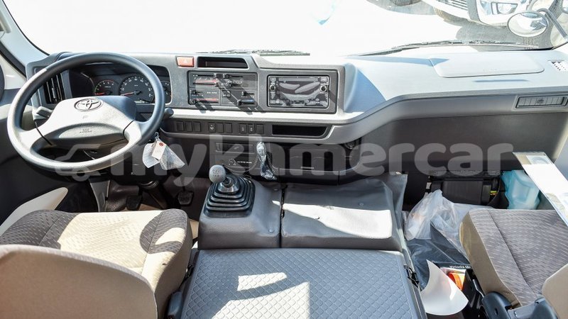 Big with watermark toyota coaster kampot province import dubai 3907