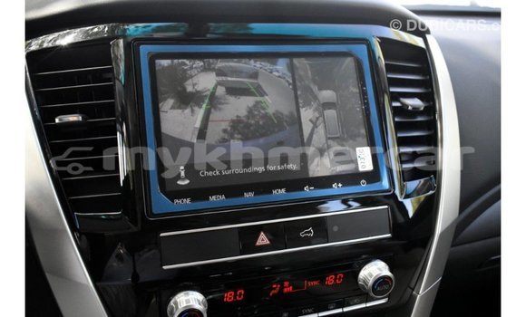 Acheter Import Voiture Mitsubishi Montero Blanc à Import - Dubai, Kampot Province Acheter Import Voiture Mitsubishi Montero Blanc à Import - Dubai, Kampot Province