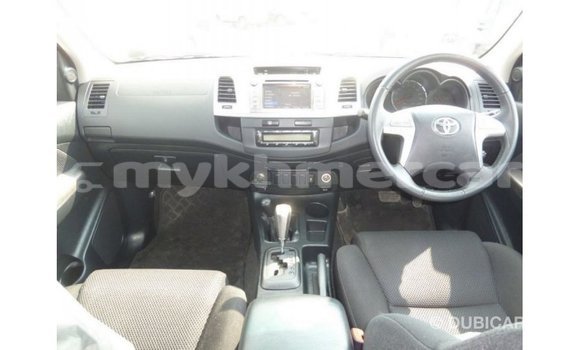 ទិញ នាំចូល Toyota Hilux White ឡាន} ក្នុង Import - Dubai ក្នុង Kampot Province ទិញ នាំចូល Toyota Hilux White ឡាន} ក្នុង Import - Dubai ក្នុង Kampot Province