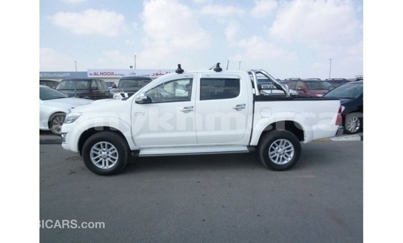 ទិញ នាំចូល Toyota Hilux White ឡាន} ក្នុង Import - Dubai ក្នុង Kampot Province ទិញ នាំចូល Toyota Hilux White ឡាន} ក្នុង Import - Dubai ក្នុង Kampot Province