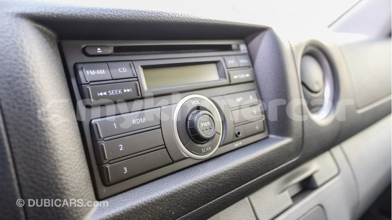 Big with watermark nissan urvan kampot province import dubai 3925